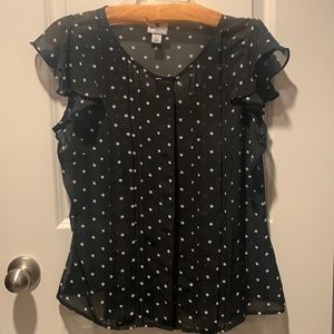 Sleeveless black top